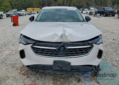 2023 Buick Envision Essence из США, поврежденный, VIN LRBFZPR41PD184896